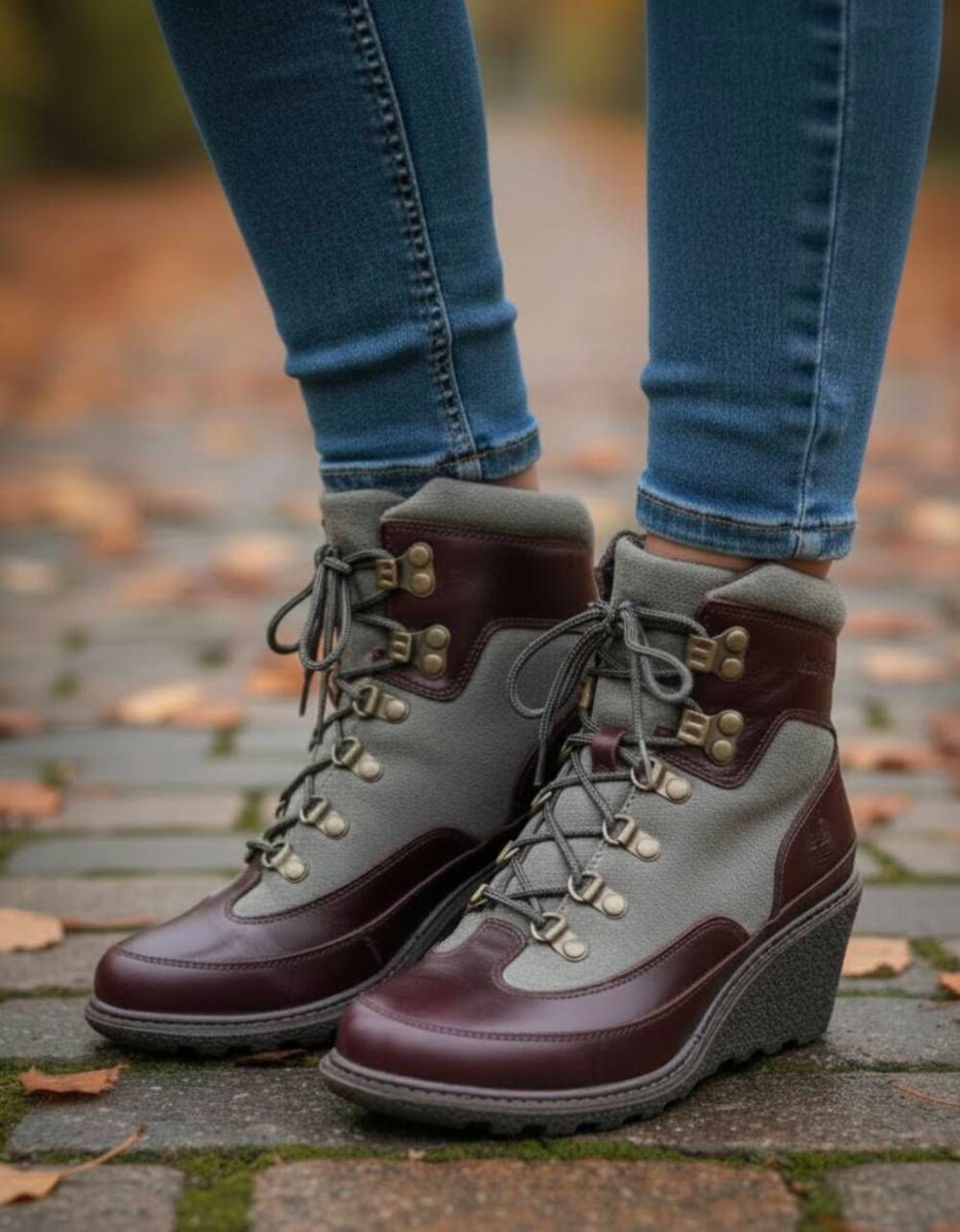 TIMBERLAND Amston Leather Wedge Ankle Boot Size 6.5